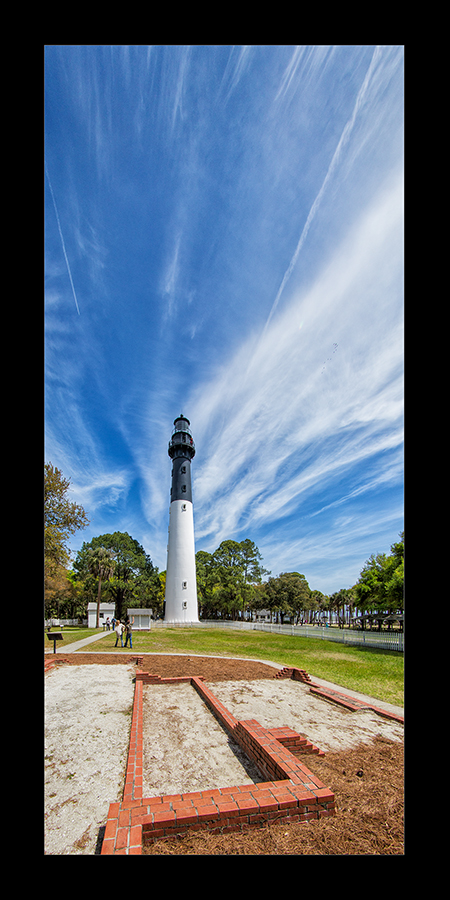 PSpeaker_04B6595 HuntingPointLighthouse-04 10x20a 900px